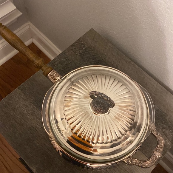 Vintage silver plate casserole/bowl wooden handle with lid - Picture 3 of 16